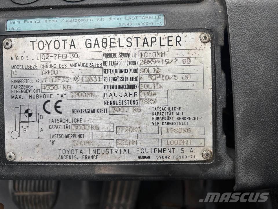 Toyota 7 FGF 30 Gas Stapler