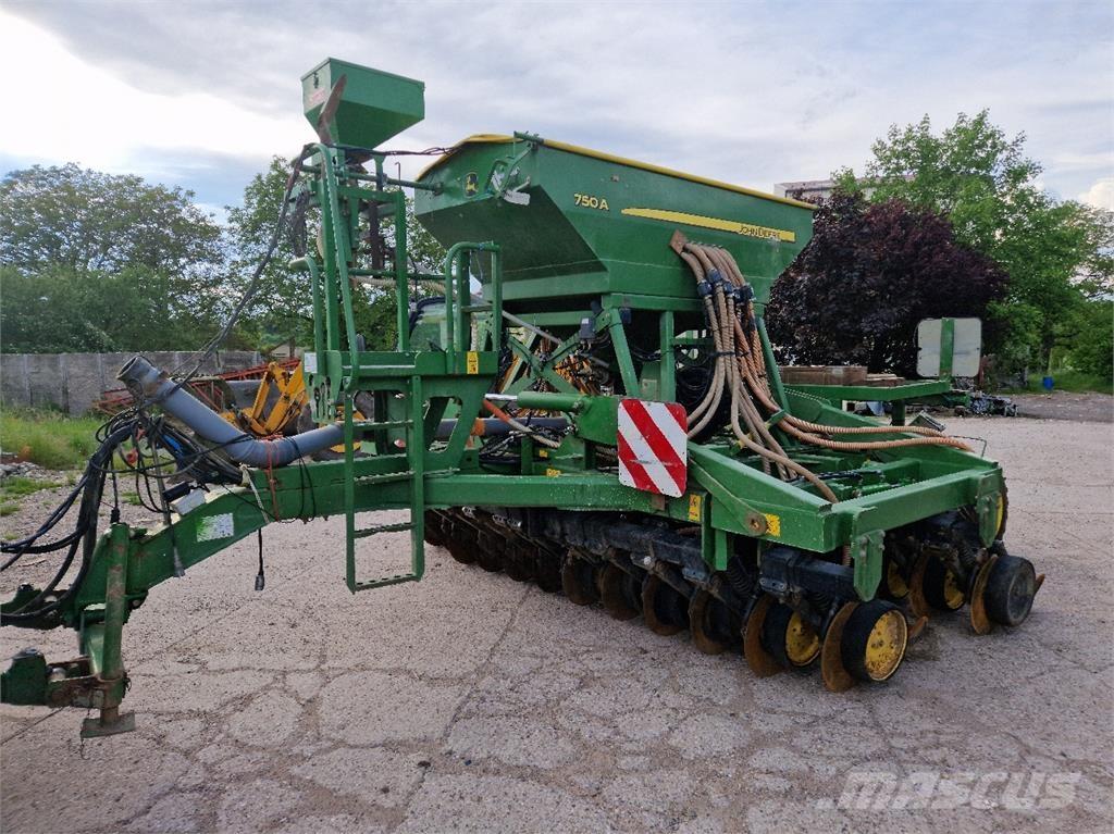 John Deere 750 A Drillmaschinenkombination