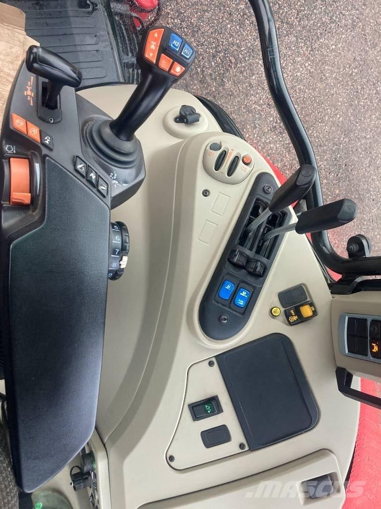 Massey Ferguson 5713 Traktoren