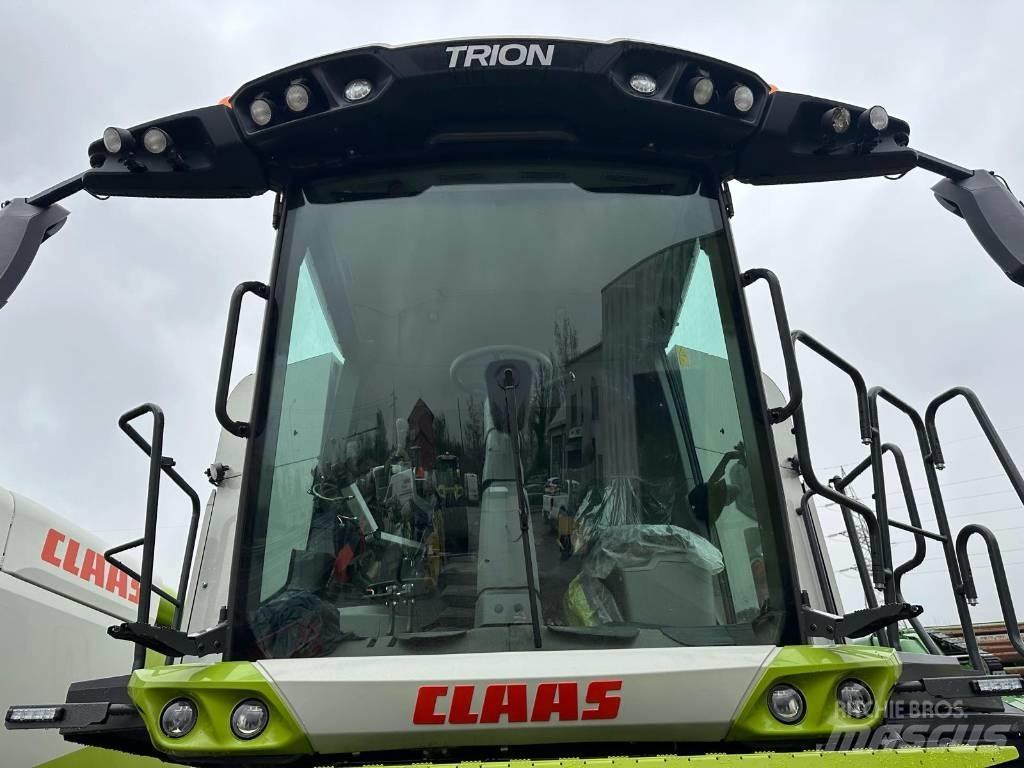 CLAAS Trion 530 Mähdrescher