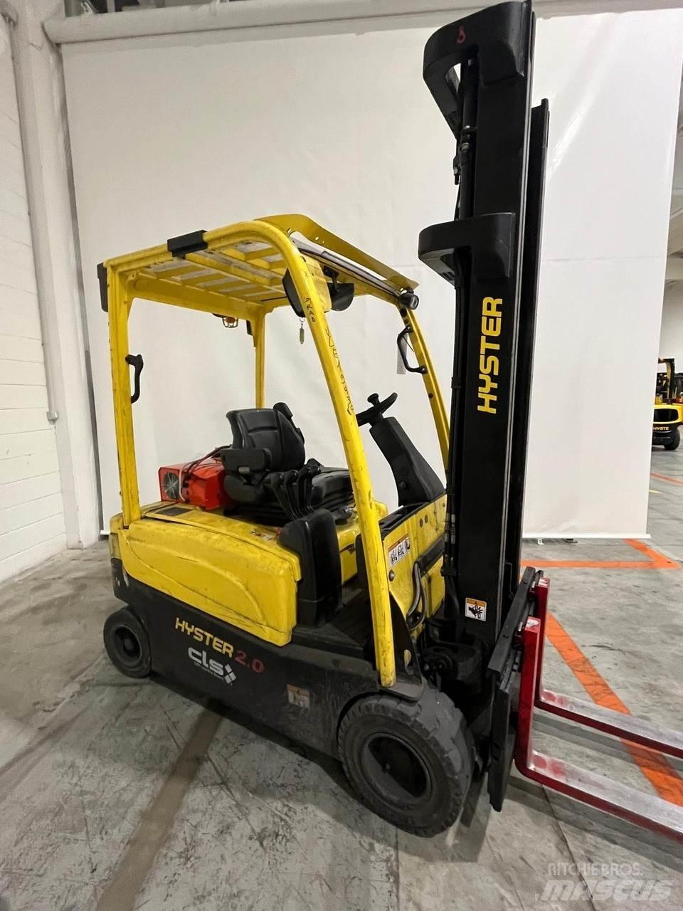 Hyster J2.0XN Elektro Stapler