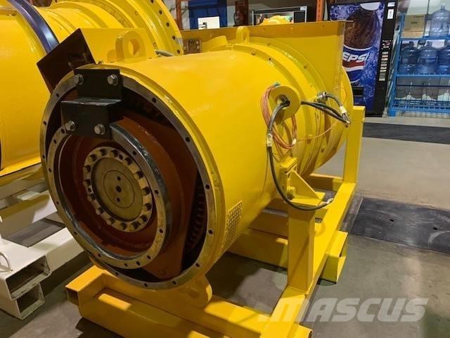 Komatsu 830 E Dumper - Knickgelenk