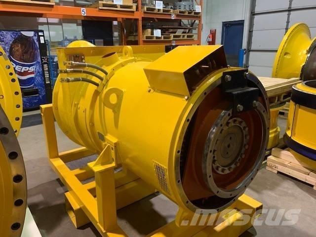 Komatsu 830 E Dumper - Knickgelenk