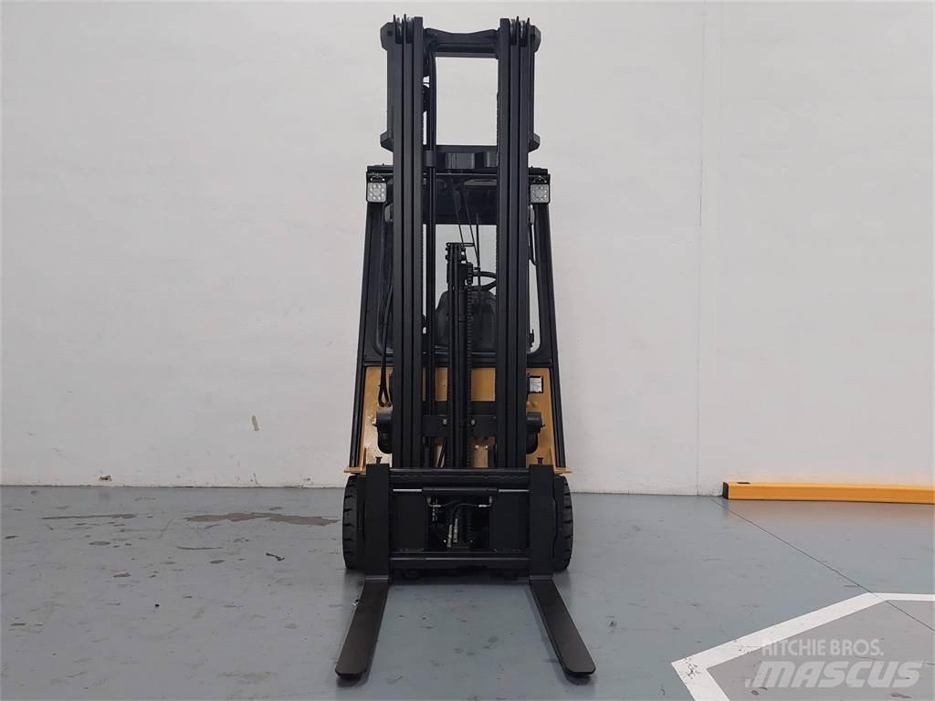 CAT EP16N Elektro Stapler