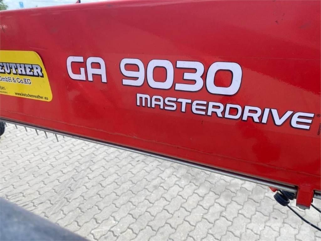 Kuhn GA 9030 Schwader