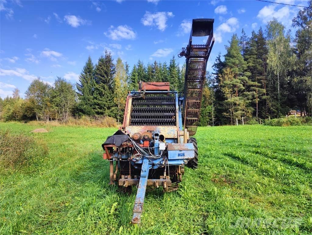 Edenhall 523 Rübenvollernter