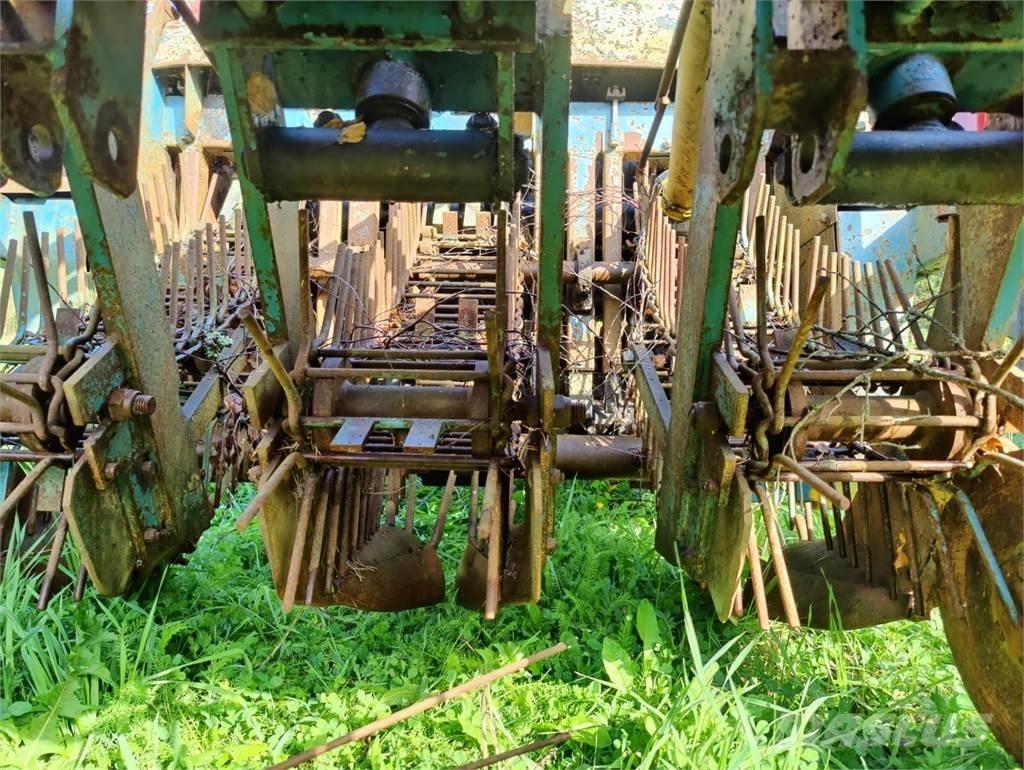 Edenhall 523 Rübenvollernter