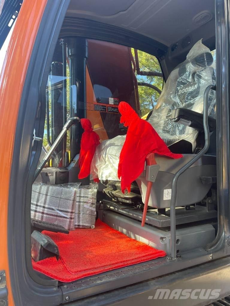 Doosan DX 225 LC Midibagger  7t - 12t