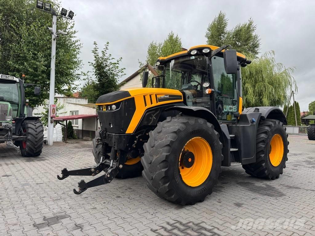 JCB FASTRAC 4220 Traktoren