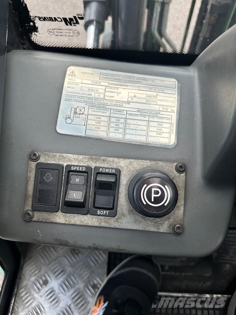 Mitsubishi FD40N Diesel Stapler