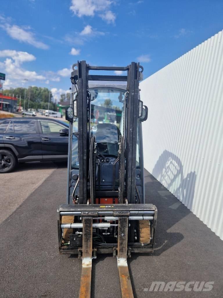 Toyota 8 FBE 16 T Elektro Stapler