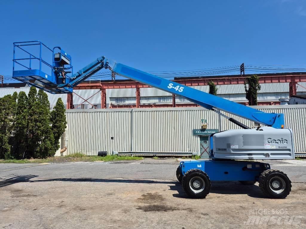 Genie S 45 Gelenkteleskoparbeitsbühnen
