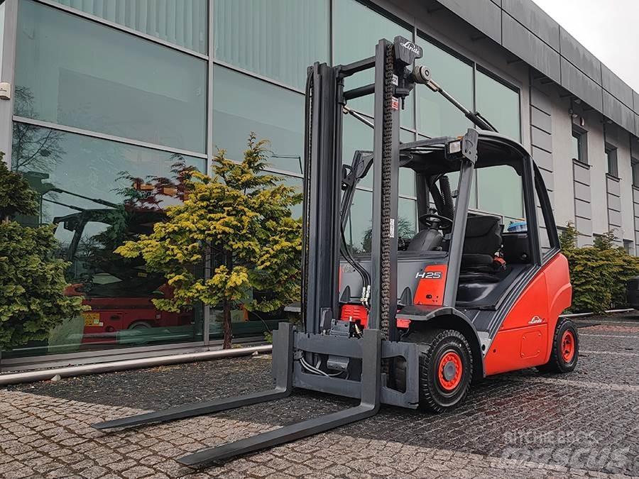 Linde H25D Diesel Stapler