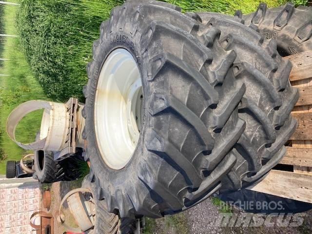 Trelleborg 440/65R24 Reifen