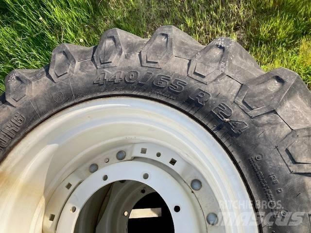 Trelleborg 440/65R24 Reifen