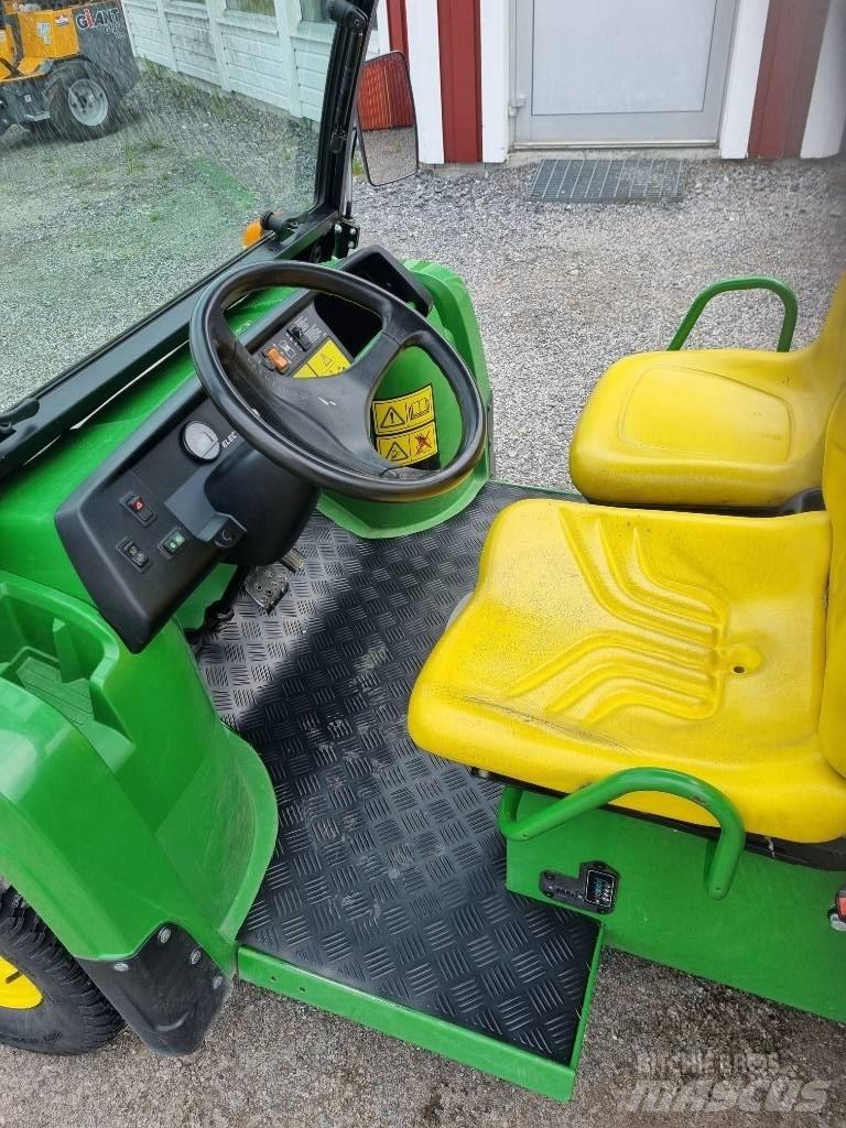 John Deere Gator TE Arbeitsfahrzeuge