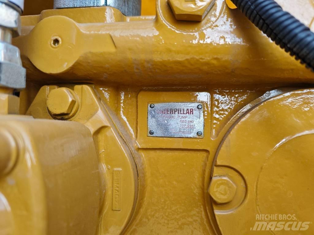 CAT 329 D Raupenbagger