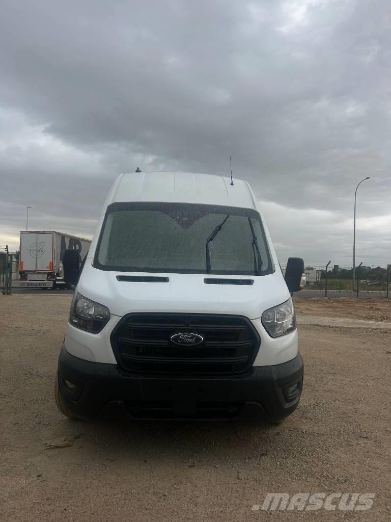 Ford Transit Lieferwagen