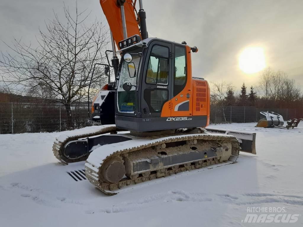 Develon DX 235 LCR-5 Raupenbagger