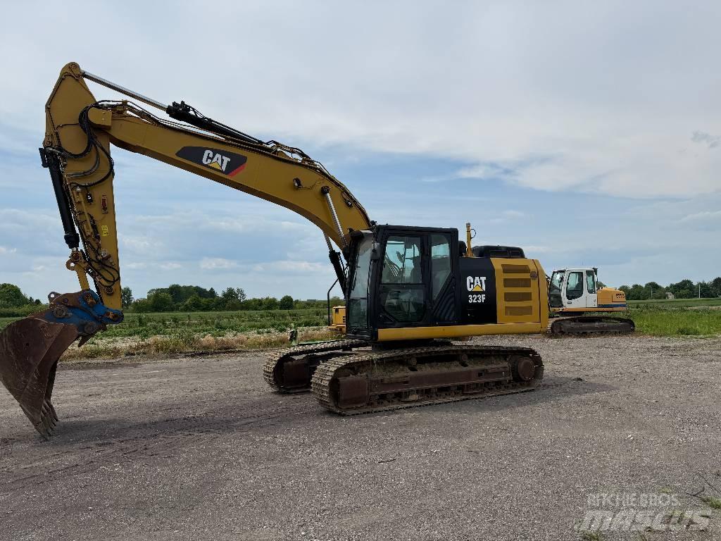 CAT 323 F L Raupenbagger