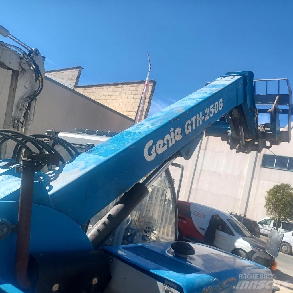 Genie GTH 2506 Teleskoplader