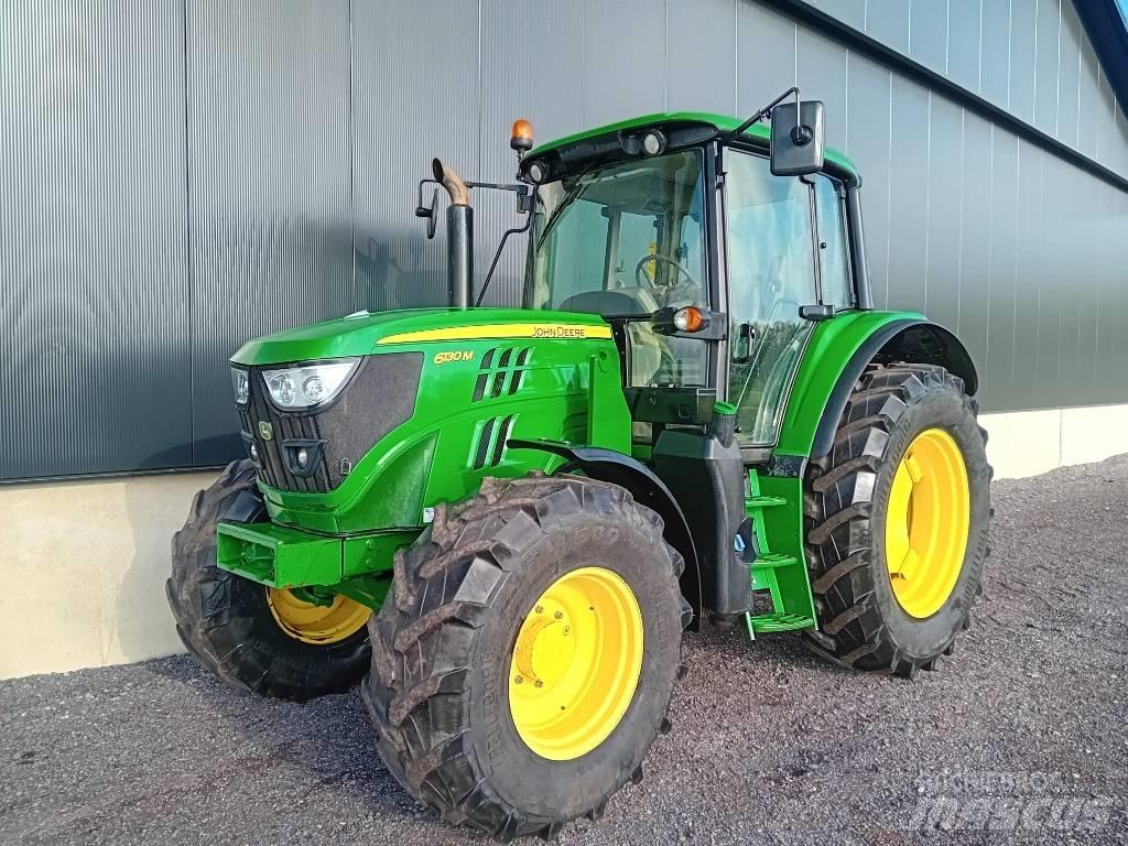 John Deere 6130 M Traktoren