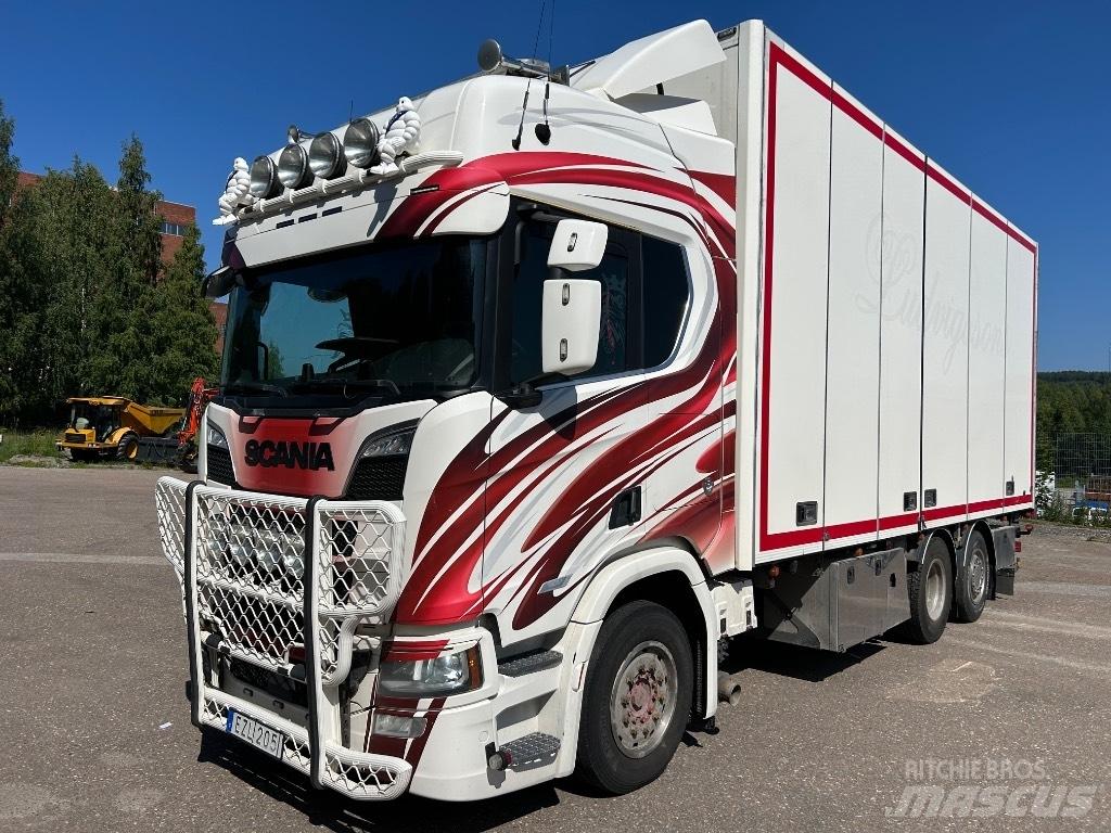 Scania R 650 6x2 Kastenaufbau