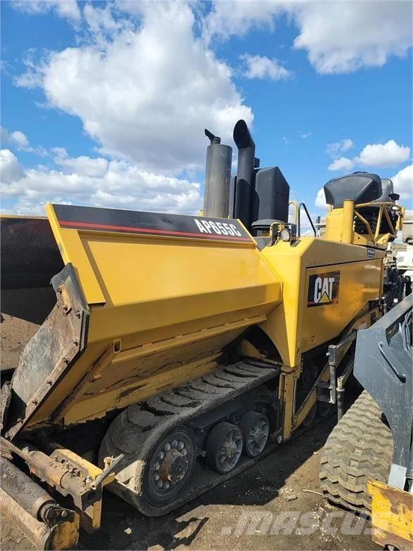 CAT AP-655C Strassenfertiger