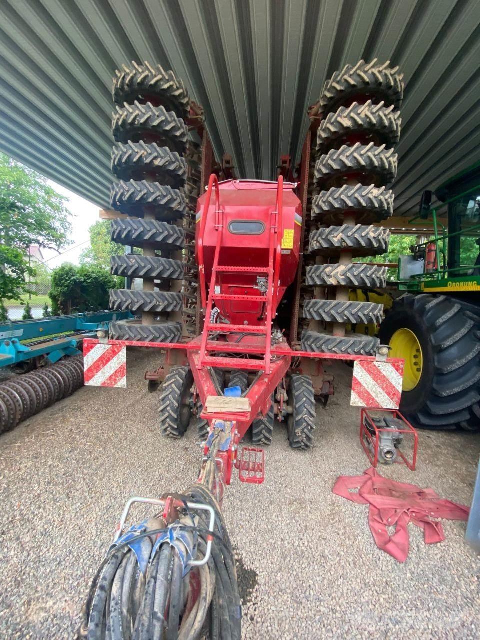 Horsch Pronto 9 DC Drillmaschinen