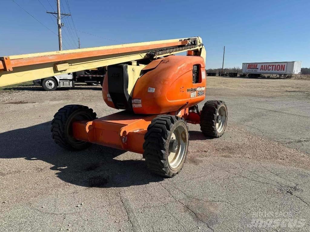 JLG 600A Gelenkteleskoparbeitsbühnen