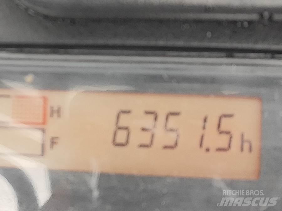 Toyota 02-8FDF30 Diesel Stapler