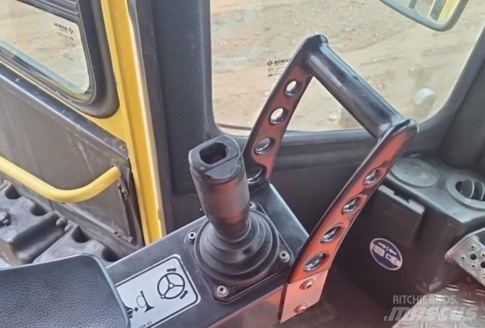 Bomag BC722RB2 Stampfer