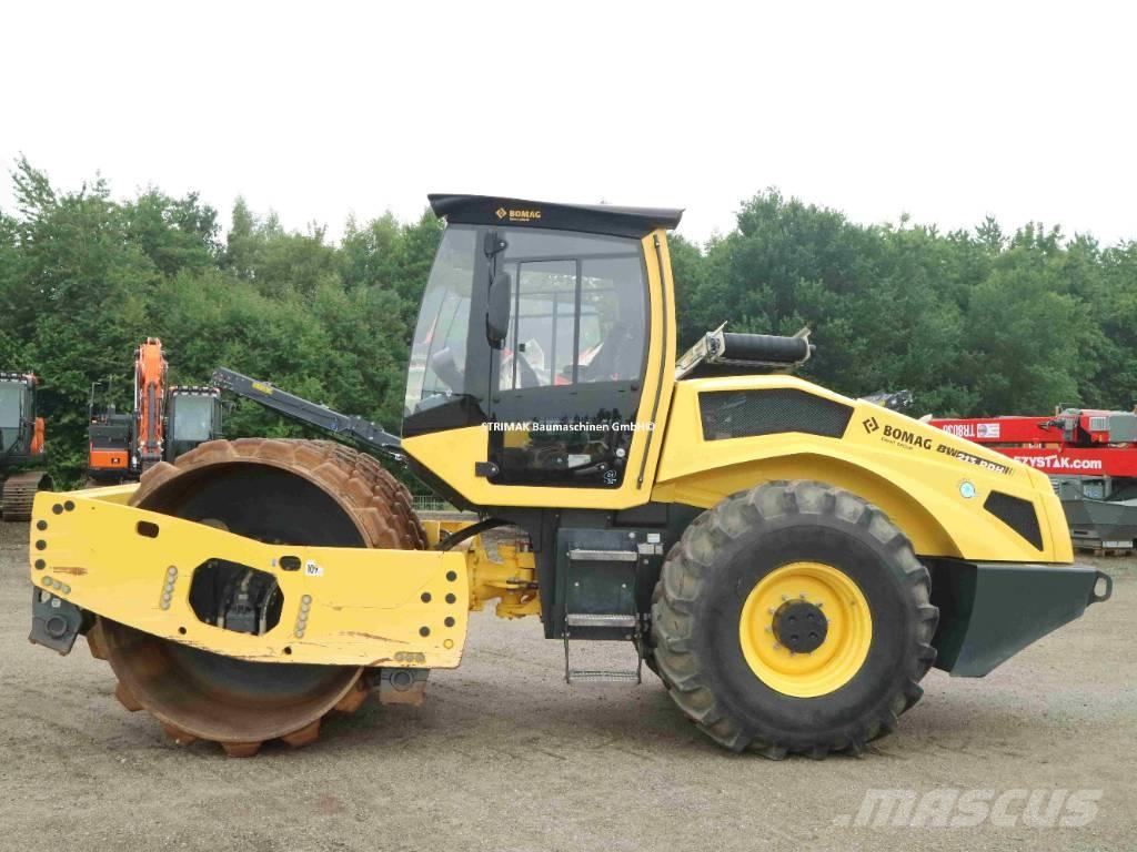 Bomag BW 213 PDH-5 Erdbauwalzen