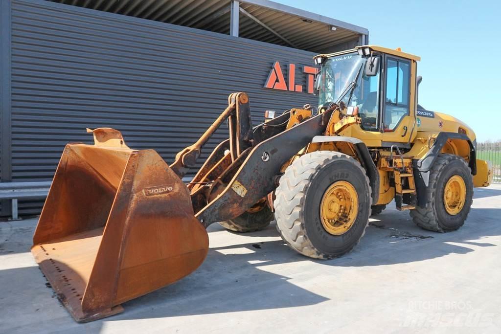 Volvo L120G Radlader
