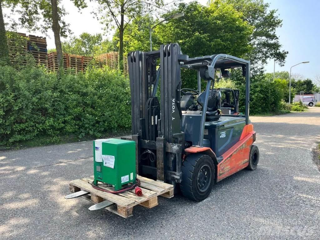 Toyota 8FBMT45 Elektro Stapler
