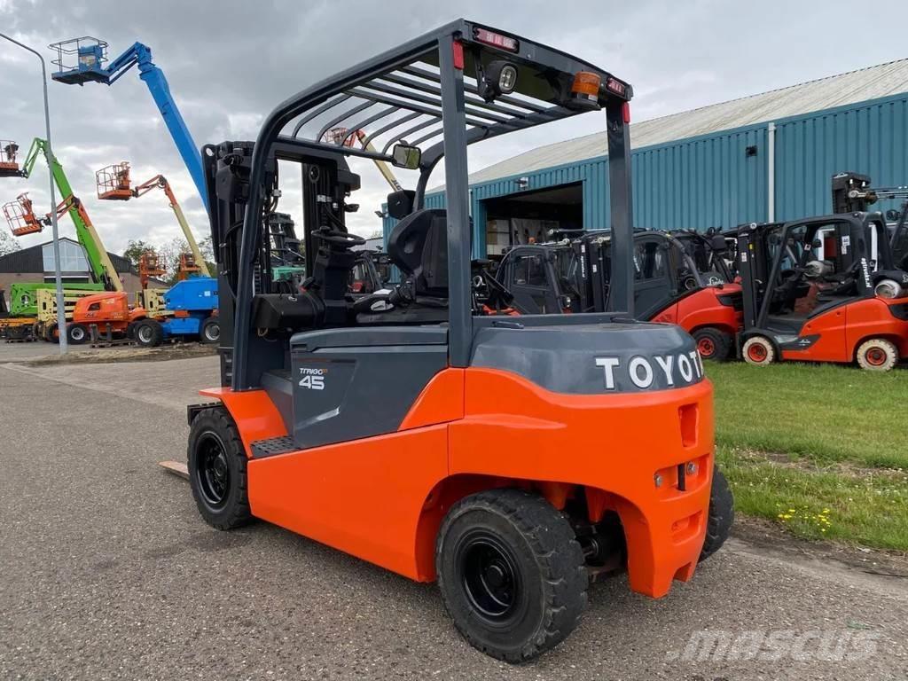 Toyota 8FBMT45 Elektro Stapler
