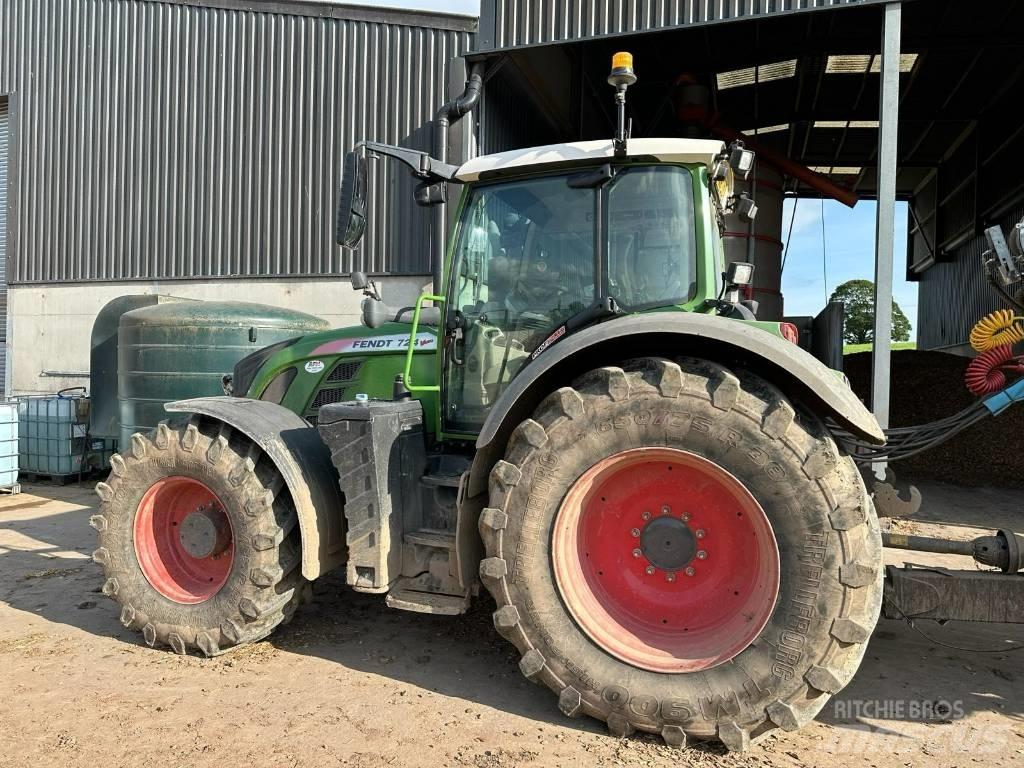 Fendt 724 Profi Plus Traktoren