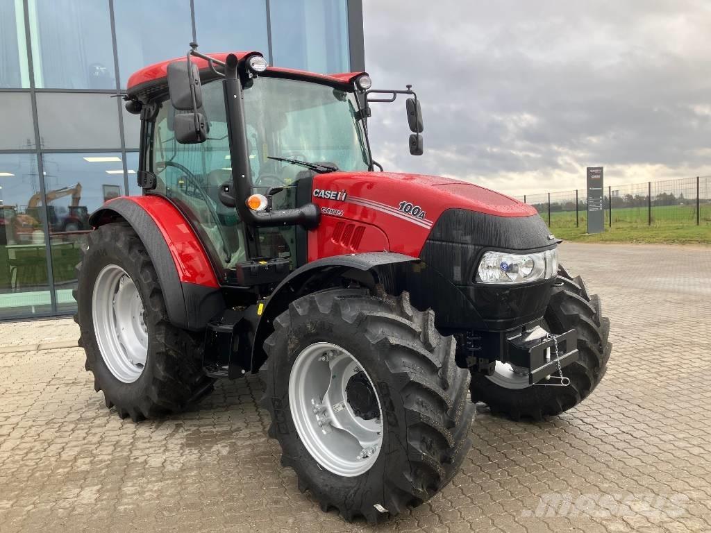 Case IH Farmall 100A Traktoren