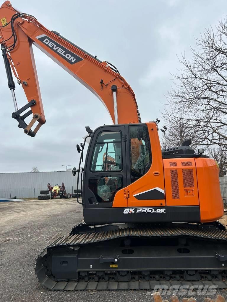Develon DX 235 LCR-7 Raupenbagger