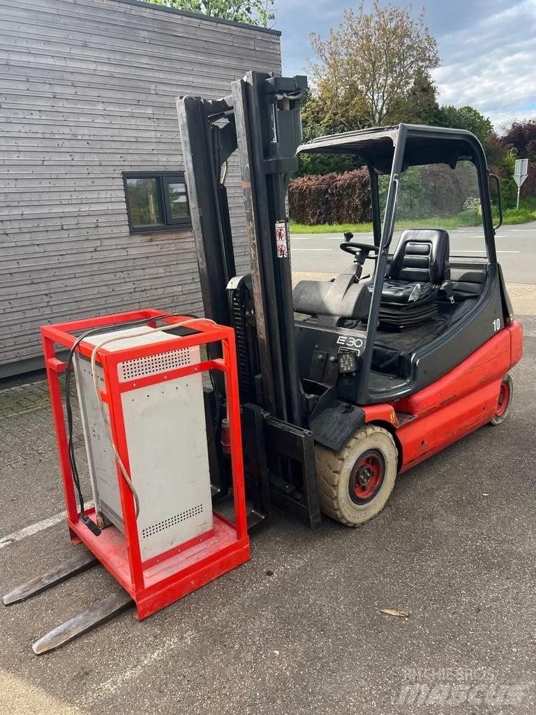 Linde E30-01 Elektro Stapler