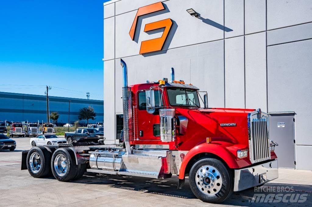 Kenworth W 900 Sattelzugmaschinen