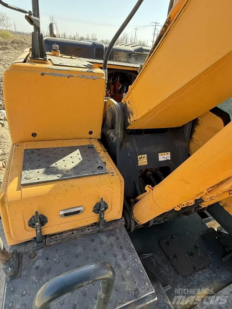 Hyundai R210W-9 Mobilbagger