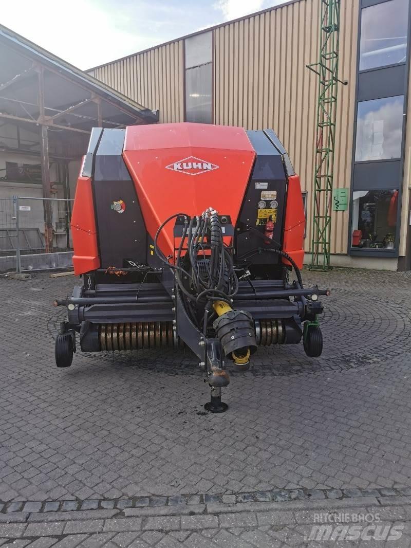 Kuhn LSB 1270 Quaderpressen
