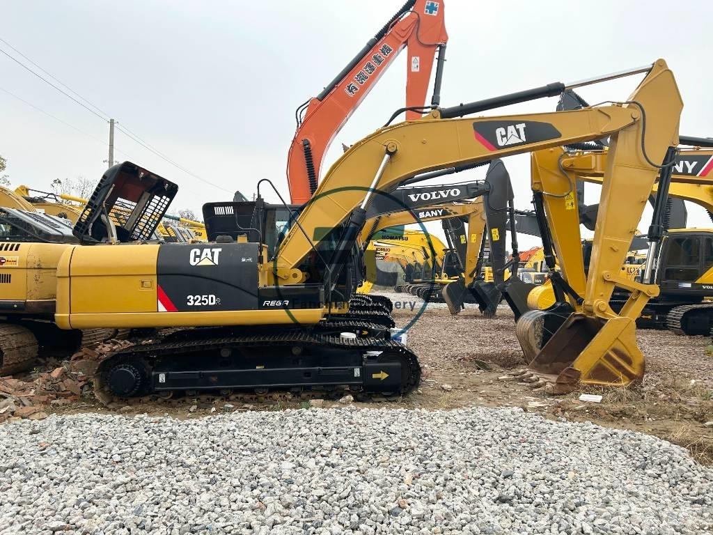 CAT 325 D2 Raupenbagger