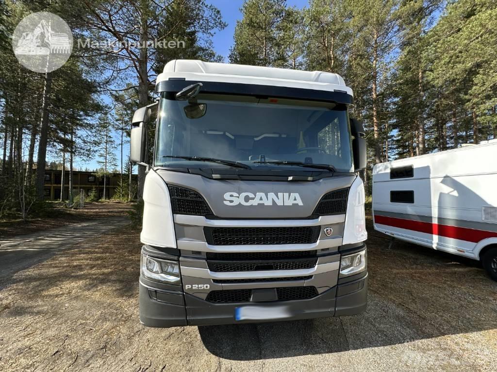 Scania P 250 Kastenaufbau