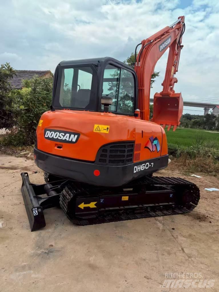 Doosan DH 60 Minibagger < 7t