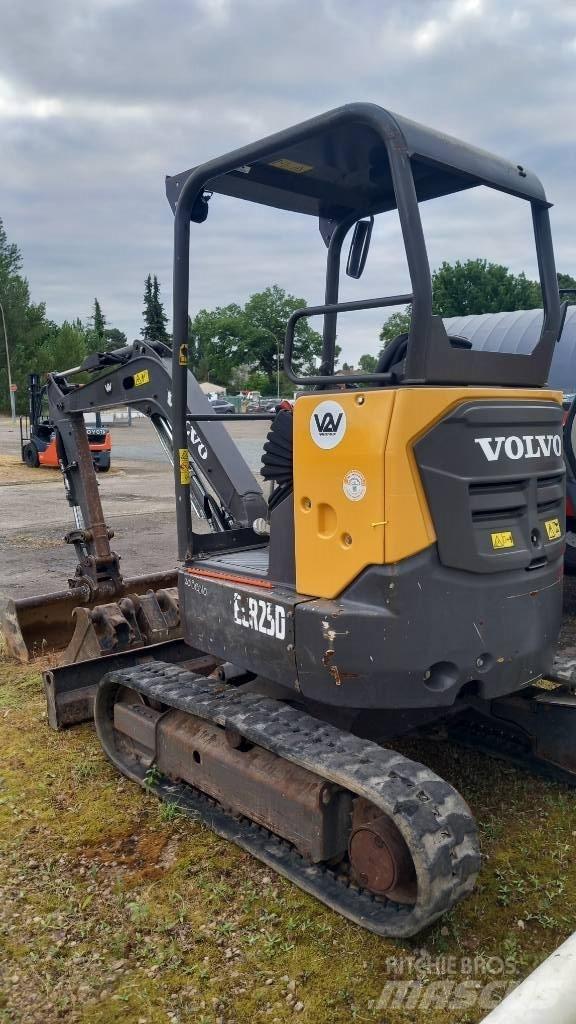 Volvo ECR 25 D Minibagger < 7t