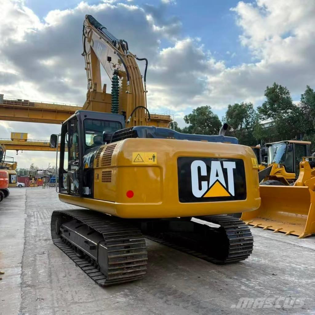 CAT 320D2 Midibagger  7t - 12t