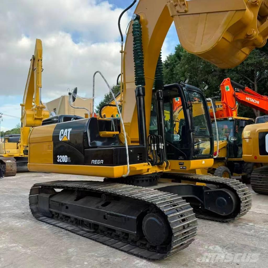 CAT 320D2 Midibagger  7t - 12t