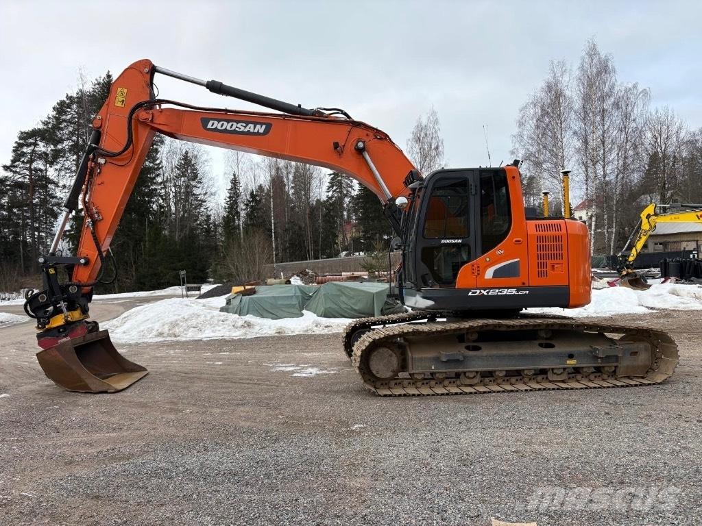 Doosan DX 235 LCR-5 Raupenbagger